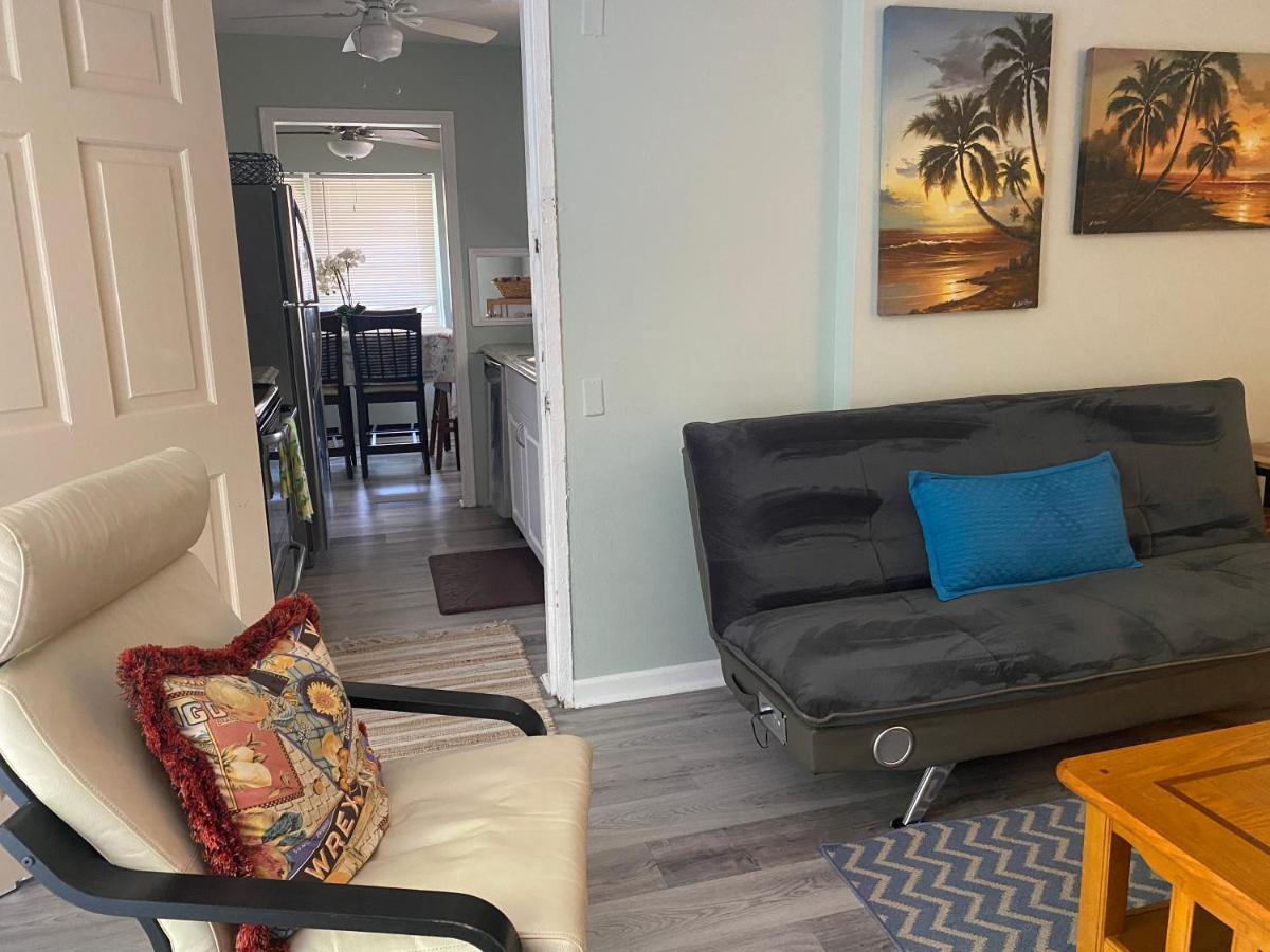 3 Bedroom House Fenced Backyard Private Patio Areas Grill Firepit Plenty Parking! Quick Access 10 Min To Beach Airport Delray West Palm Lake Worth Beach Exterior foto