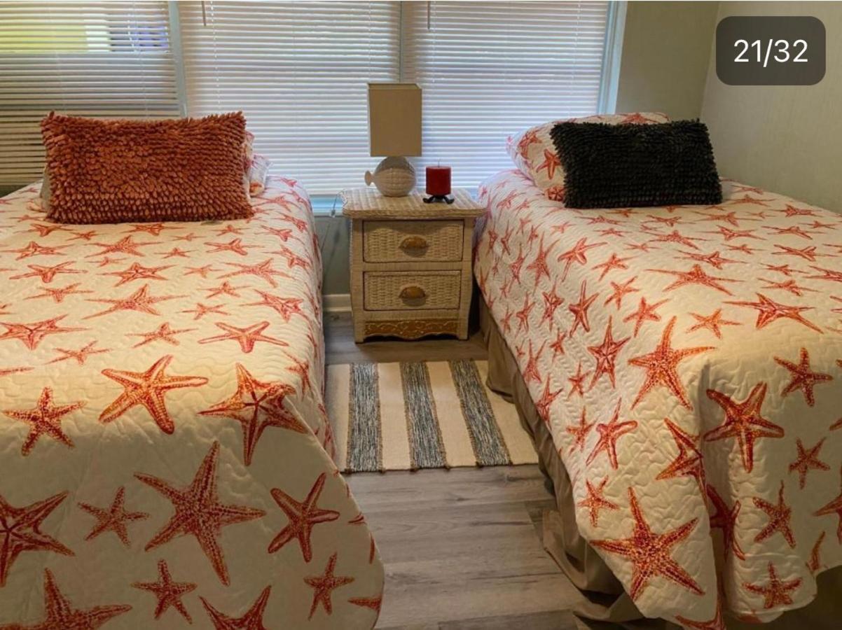 3 Bedroom House Fenced Backyard Private Patio Areas Grill Firepit Plenty Parking! Quick Access 10 Min To Beach Airport Delray West Palm Lake Worth Beach Exterior foto