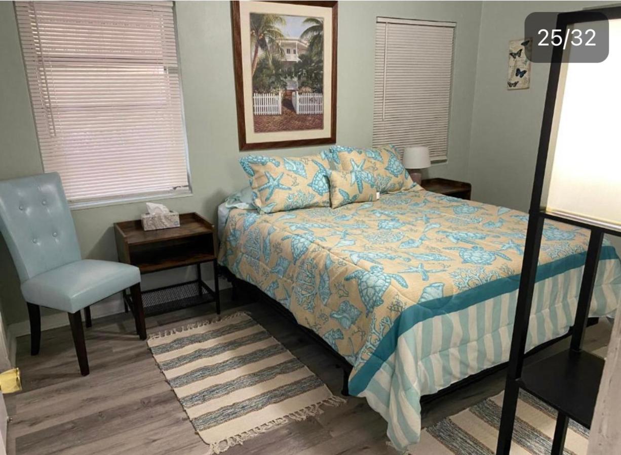 3 Bedroom House Fenced Backyard Private Patio Areas Grill Firepit Plenty Parking! Quick Access 10 Min To Beach Airport Delray West Palm Lake Worth Beach Exterior foto